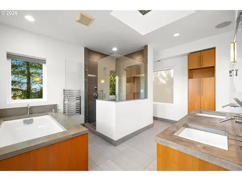 2339 NW Aspen Avenue Portland OR 97210