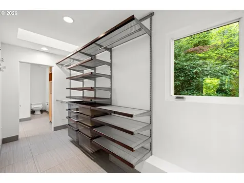 2339 NW Aspen Avenue Portland OR 97210