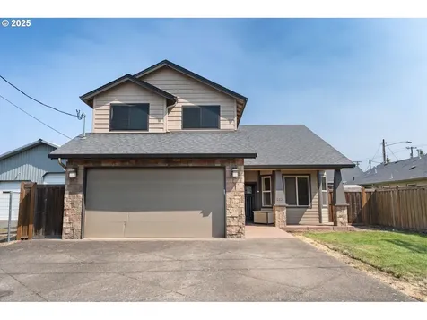 2721 La Darrah Street Eugene OR 97404