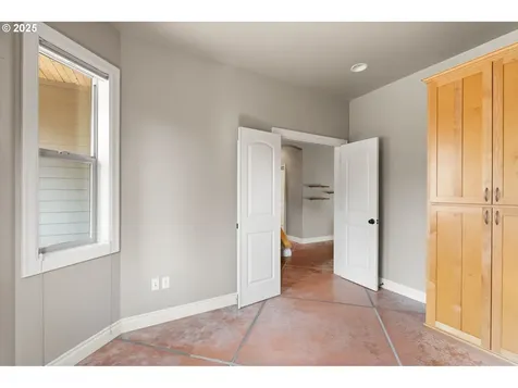 2721 La Darrah Street Eugene OR 97404