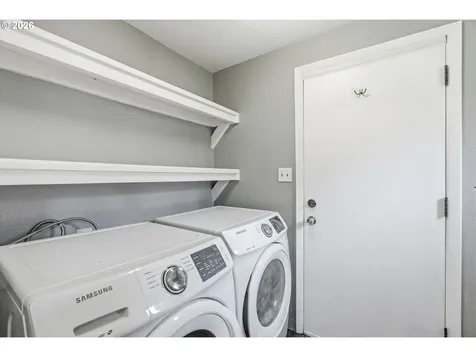 430 Carnine Road Castle Rock WA 98611