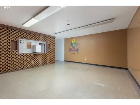 316 SW Coast Highway Newport OR 97365