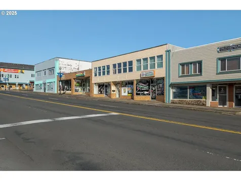 316 SW Coast Highway Newport OR 97365