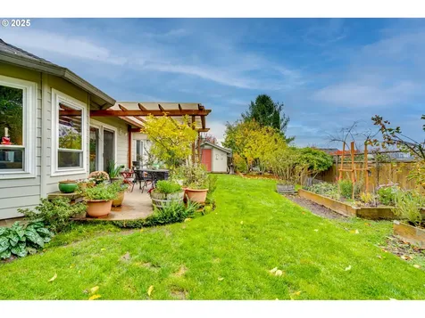 2049 NE Grandhaven Street Mcminnville OR 97128