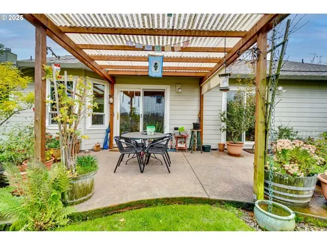 2049 NE Grandhaven Street Mcminnville OR 97128