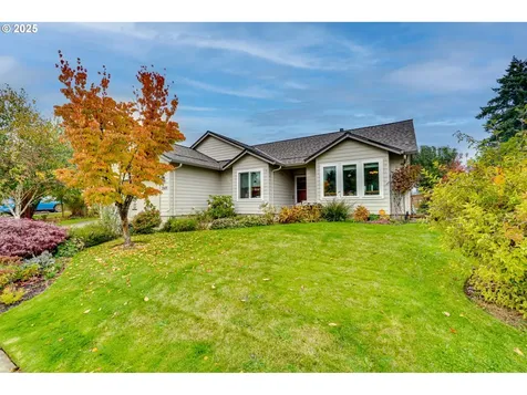 2049 NE Grandhaven Street Mcminnville OR 97128