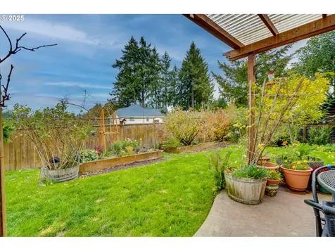 2049 NE Grandhaven Street Mcminnville OR 97128