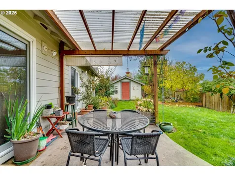 2049 NE Grandhaven Street Mcminnville OR 97128