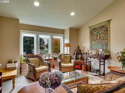 2049 NE Grandhaven Street Mcminnville OR 97128