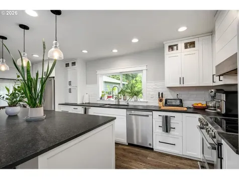 503 NE Birchwood Terrace Hillsboro OR 97124