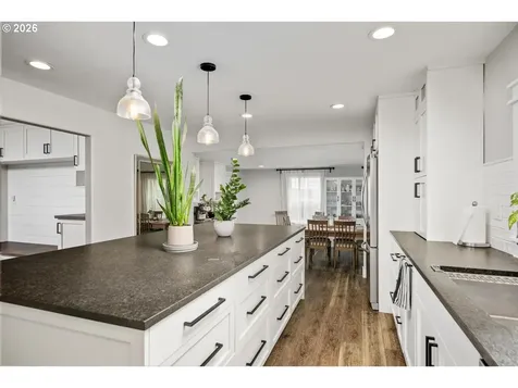 503 NE Birchwood Terrace Hillsboro OR 97124