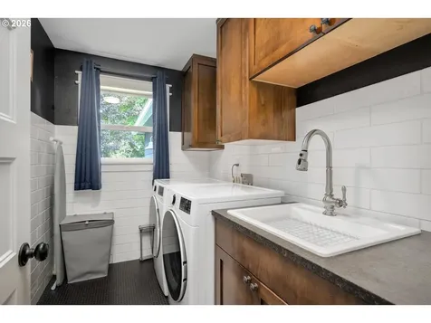 503 NE Birchwood Terrace Hillsboro OR 97124