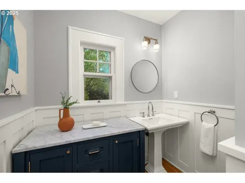 1915 SE 23rd Avenue Portland OR 97214