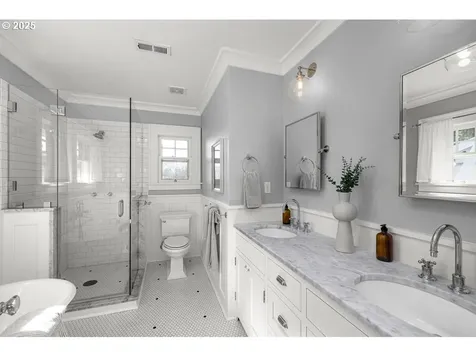 1915 SE 23rd Avenue Portland OR 97214