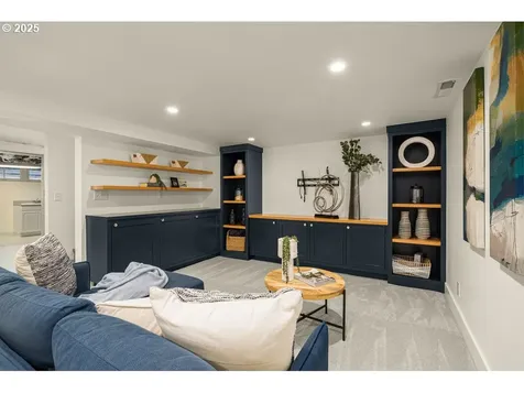 1915 SE 23rd Avenue Portland OR 97214