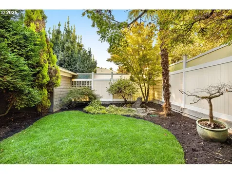 1915 SE 23rd Avenue Portland OR 97214