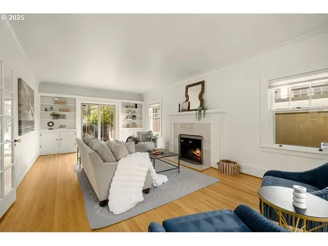 1915 SE 23rd Avenue Portland OR 97214