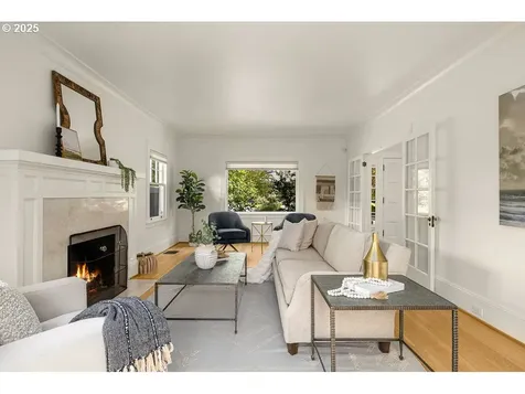 1915 SE 23rd Avenue Portland OR 97214