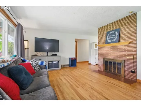 308 NW 79th Street Vancouver WA 98665