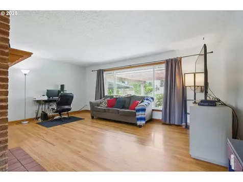 308 NW 79th Street Vancouver WA 98665