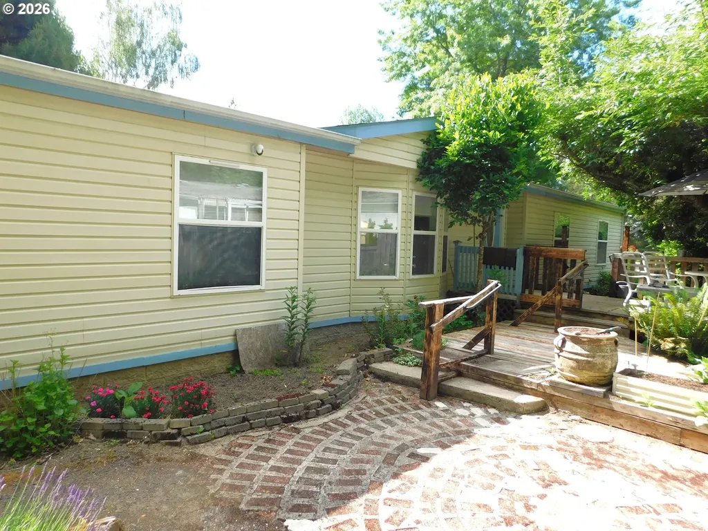 1105 Riverside Drive Vernonia OR 97064