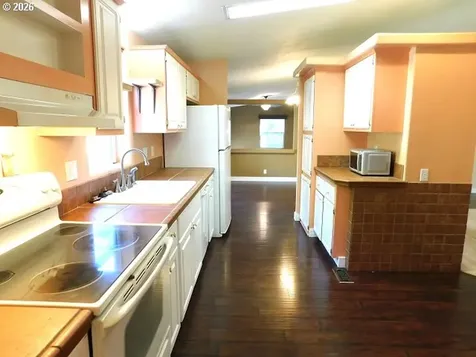 1105 Riverside Drive Vernonia OR 97064