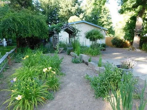 1105 Riverside Drive Vernonia OR 97064