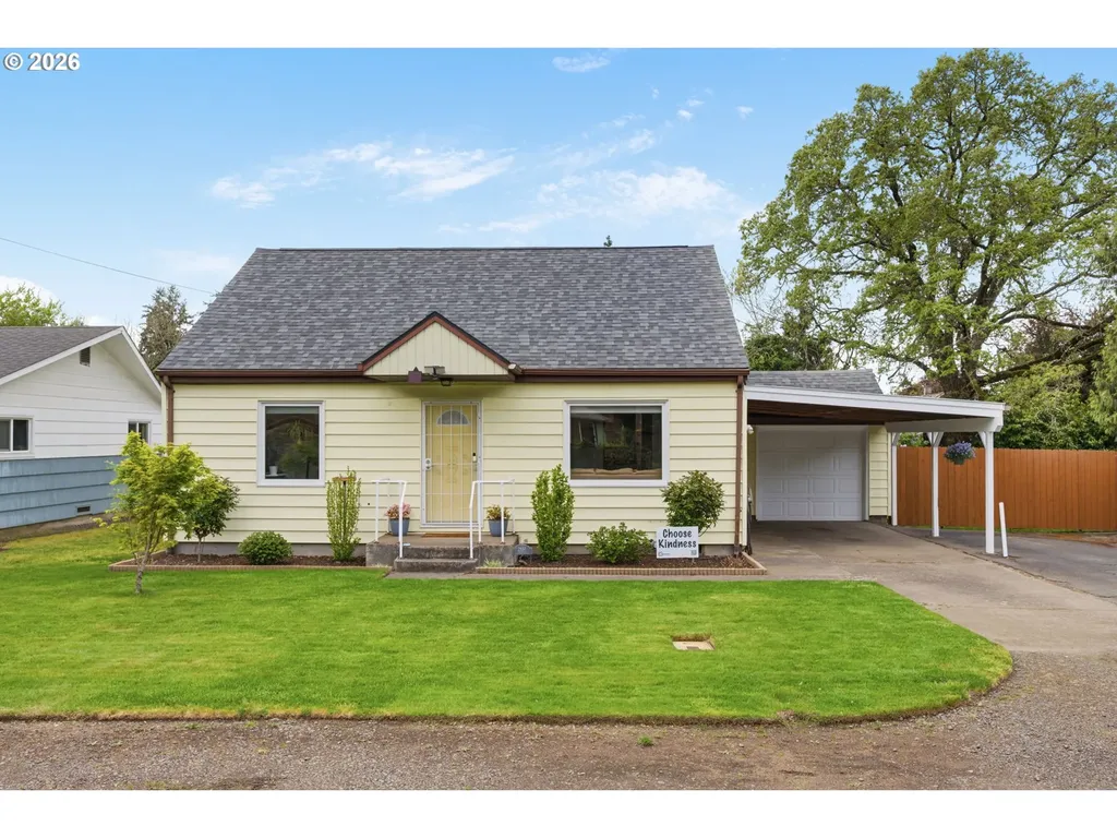 2537 Wood Avenue Eugene OR 97402
