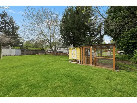 2537 Wood Avenue Eugene OR 97402