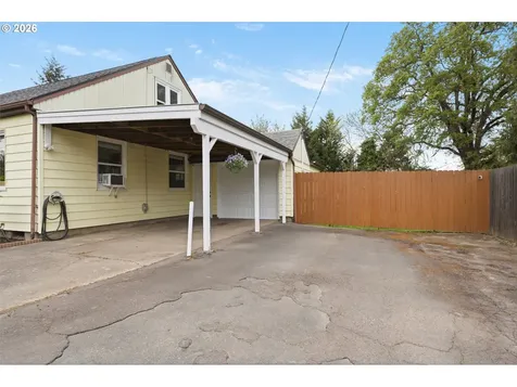 2537 Wood Avenue Eugene OR 97402