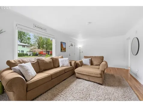 2537 Wood Avenue Eugene OR 97402