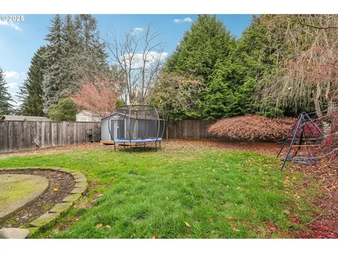 858 NE 166th Avenue Portland OR 97230