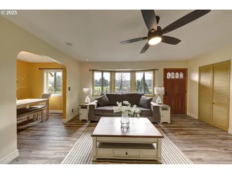35927 Abbie Lane Astoria OR 97103