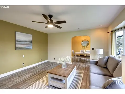 35927 Abbie Lane Astoria OR 97103