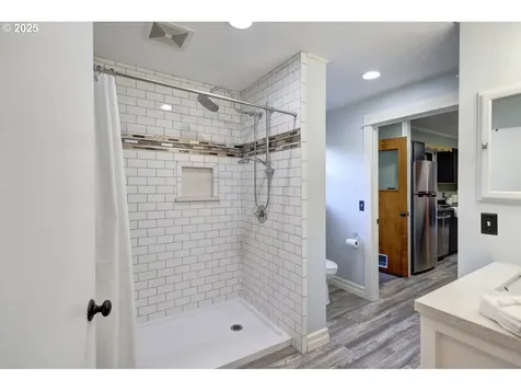 35927 Abbie Lane Astoria OR 97103
