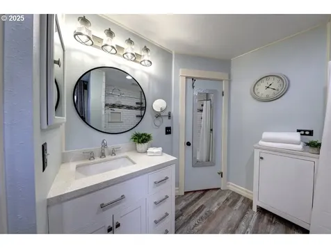 35927 Abbie Lane Astoria OR 97103