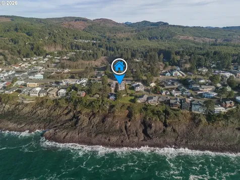 420 SW Coast Avenue Depoe Bay OR 97341