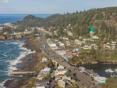 420 SW Coast Avenue Depoe Bay OR 97341
