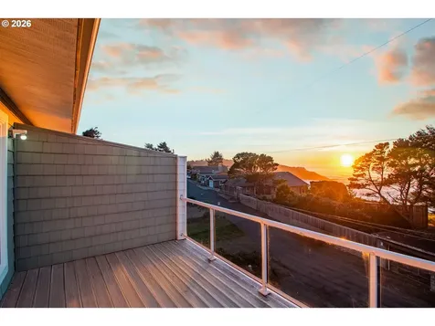 420 SW Coast Avenue Depoe Bay OR 97341