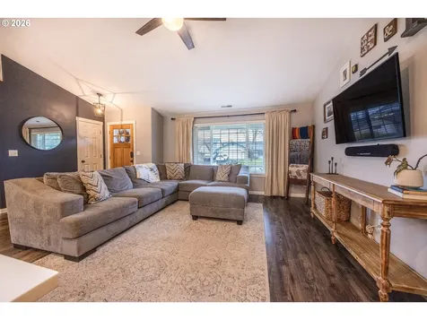 25217 Tyro Avenue Veneta OR 97487