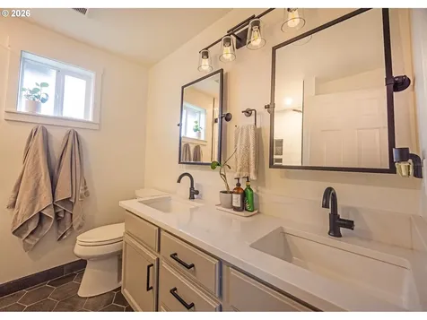 25217 Tyro Avenue Veneta OR 97487
