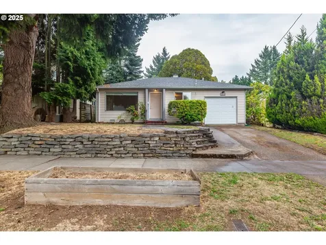 5616 SE 47th Avenue Portland OR 97206