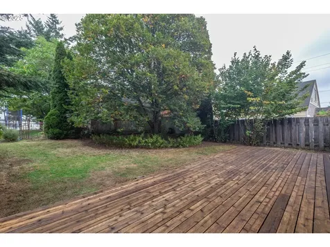5616 SE 47th Avenue Portland OR 97206