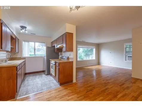 5616 SE 47th Avenue Portland OR 97206