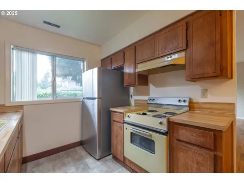 5616 SE 47th Avenue Portland OR 97206