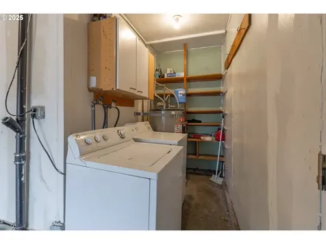 5616 SE 47th Avenue Portland OR 97206