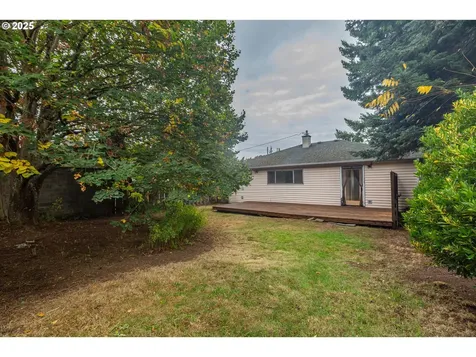 5616 SE 47th Avenue Portland OR 97206