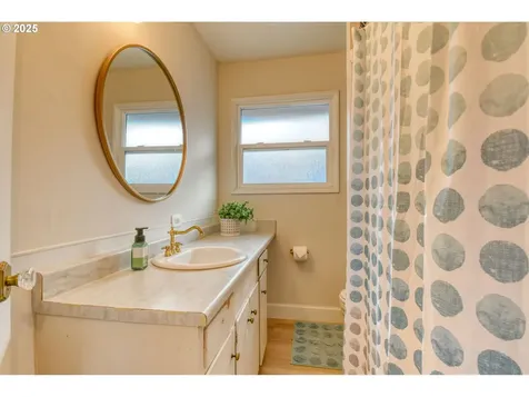 20 NE Nelson Drive Pendleton OR 97801
