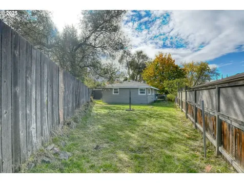 20 NE Nelson Drive Pendleton OR 97801