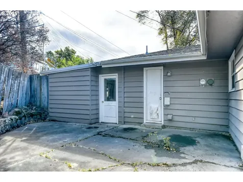 20 NE Nelson Drive Pendleton OR 97801
